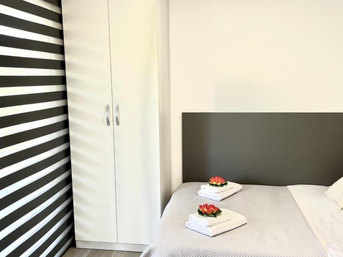 Apartbeach Novelty 3º Frente Playa Y Gran Terraza Салоу Экстерьер фото